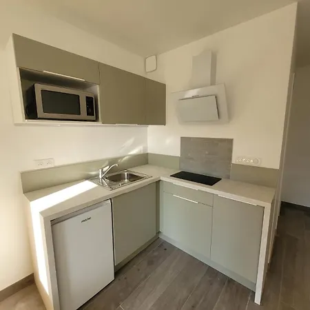 Georges De Didonne *